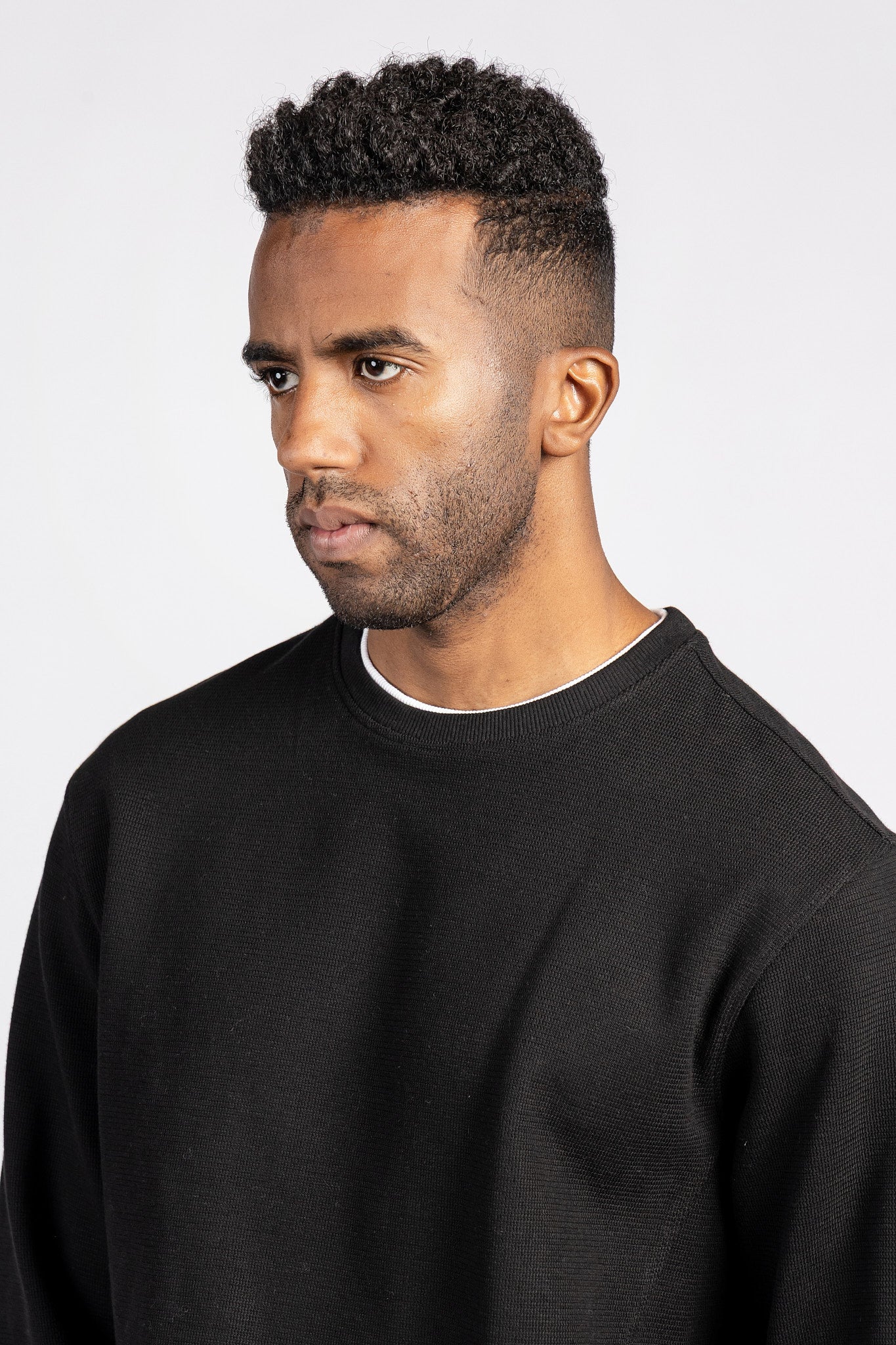 Rounded Neck Borsh Sweatshirt – SWT/26701