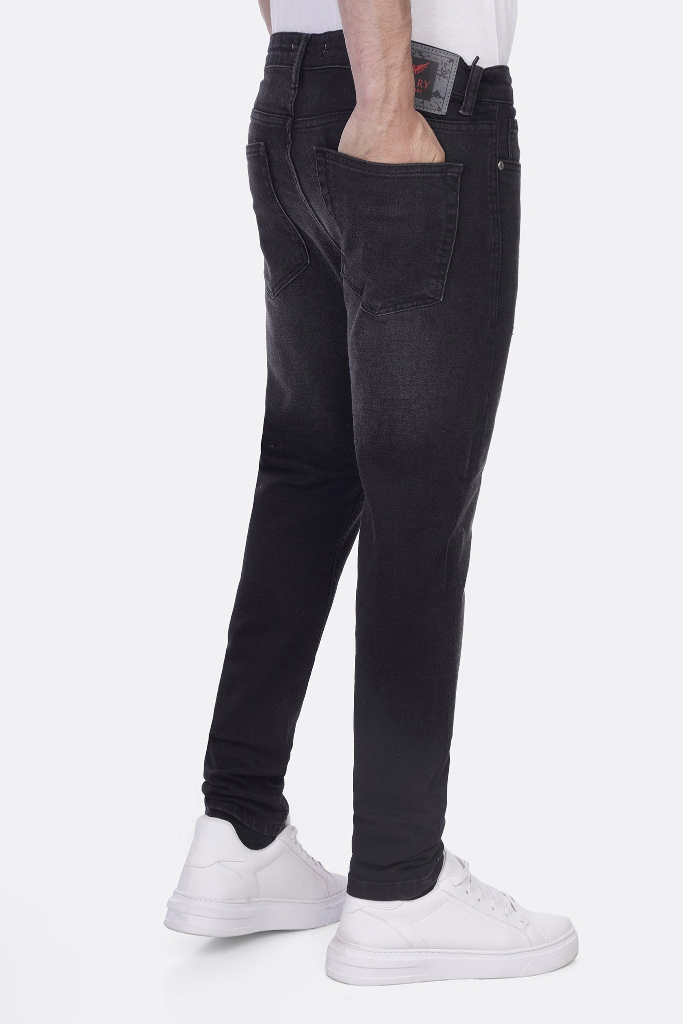 Fashion Slim-Fit Denim Pants – Contemporary Style