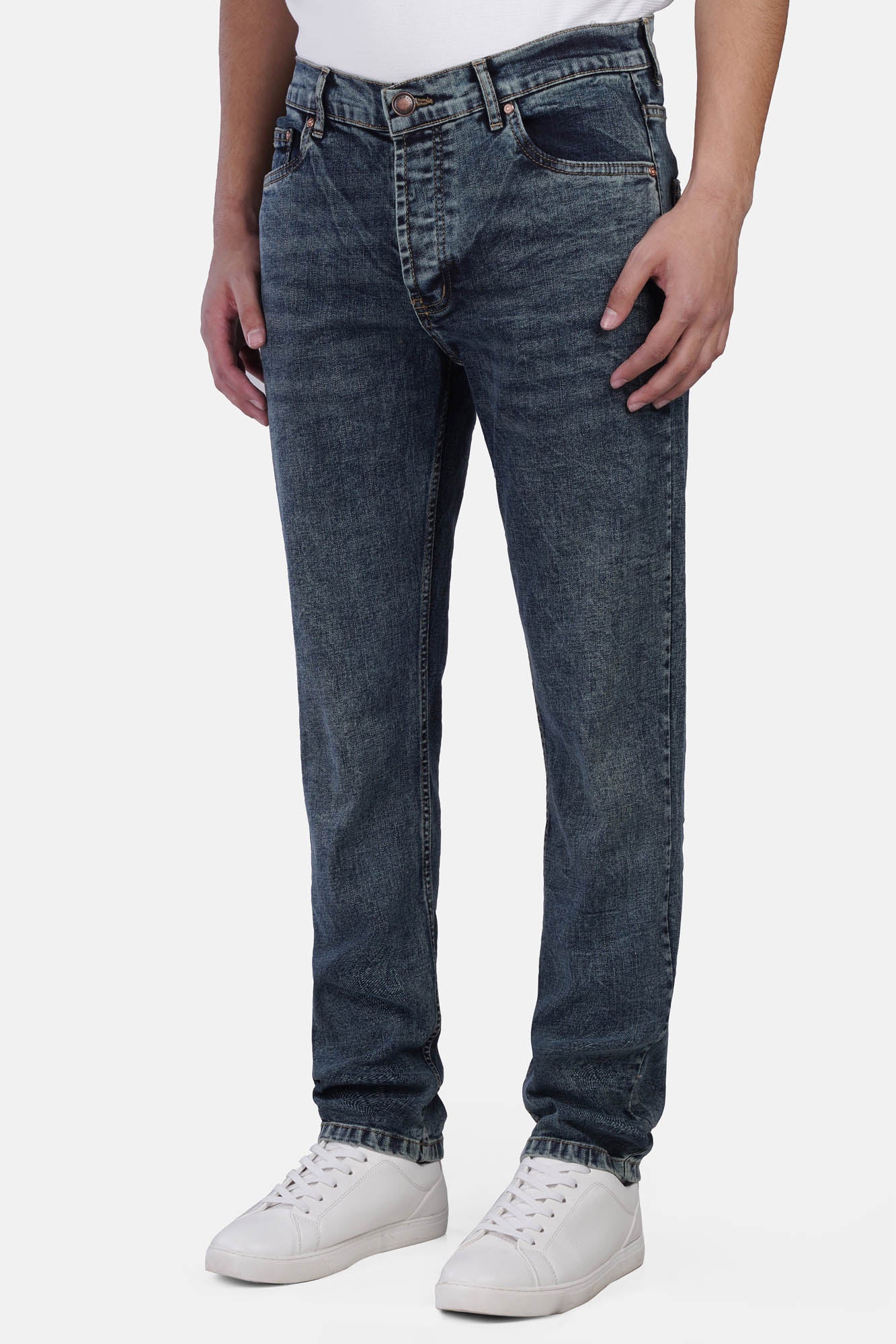 Slim-Fit Jeans