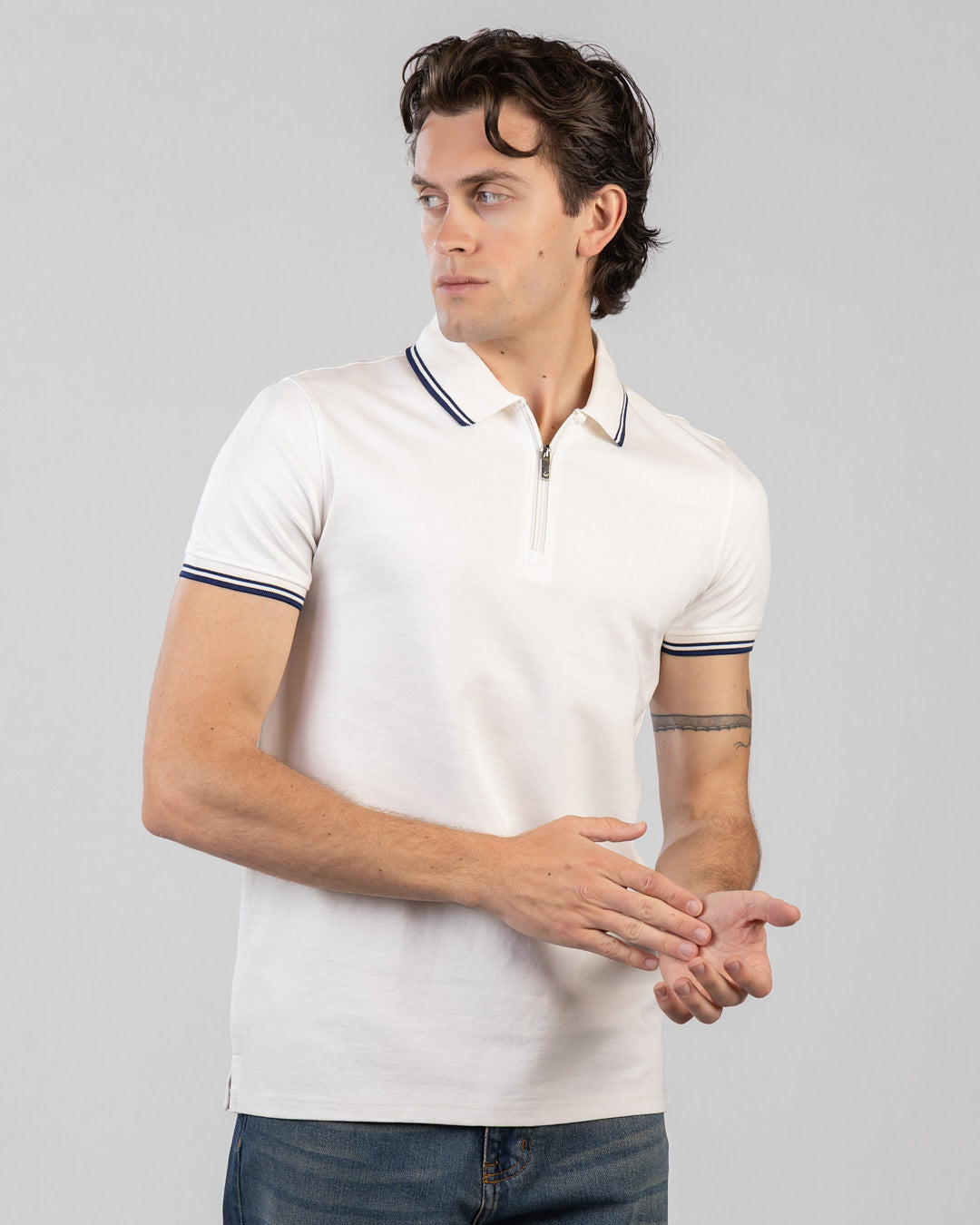White / XS