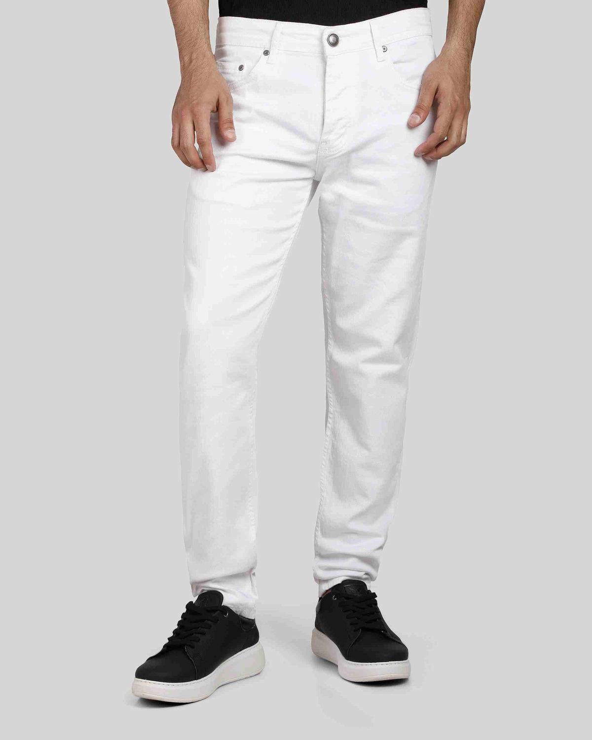 White / 29 / Denim