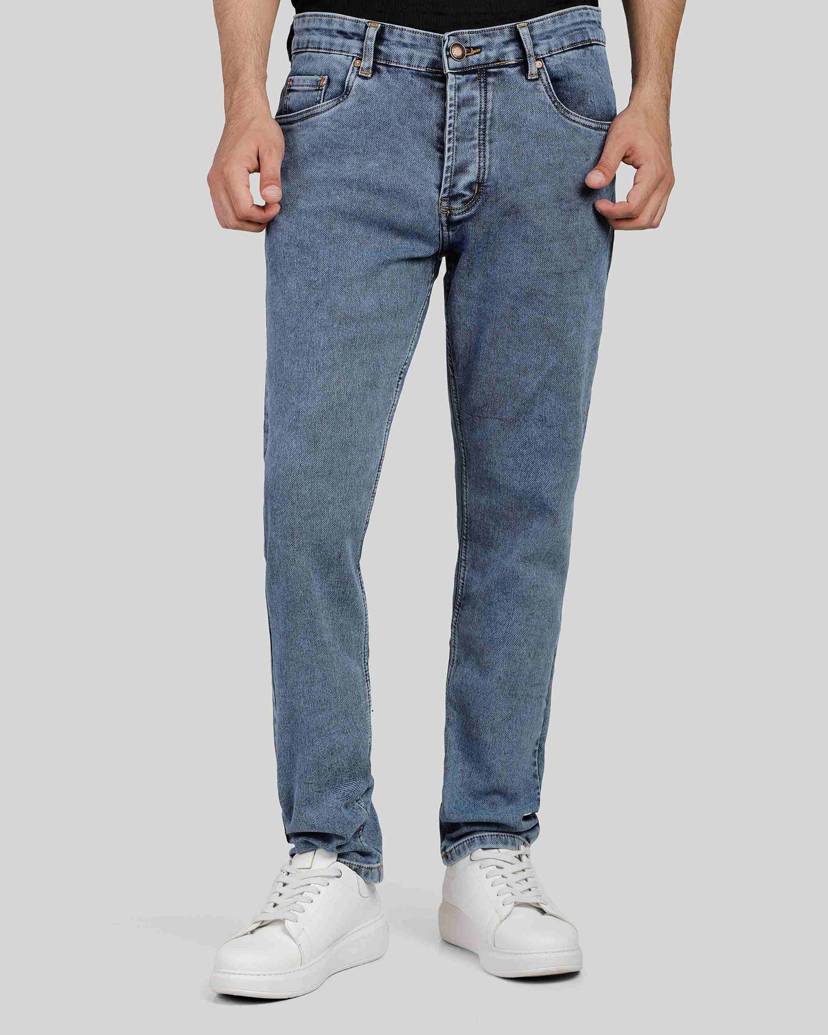 Blue / 29