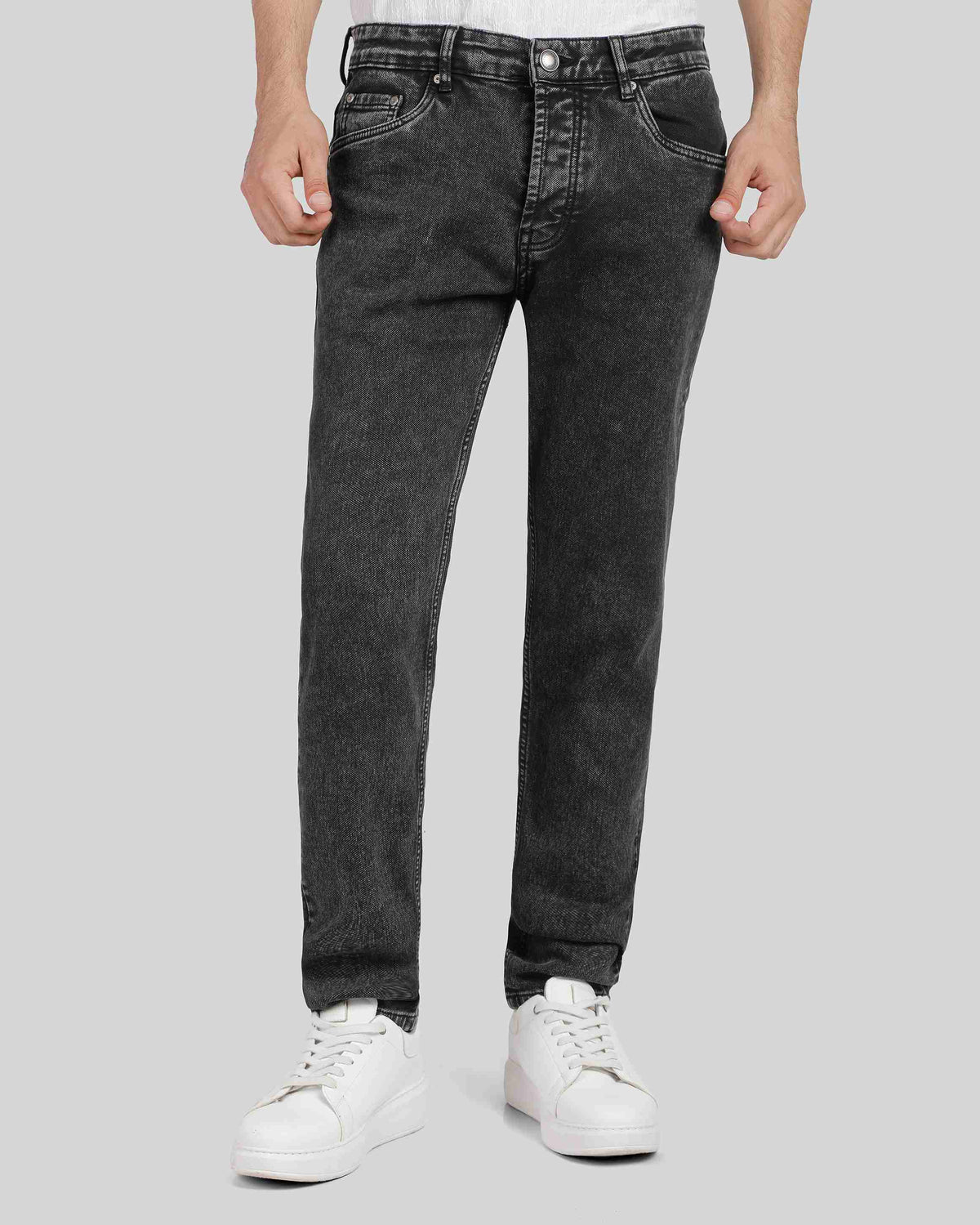 Black / 29