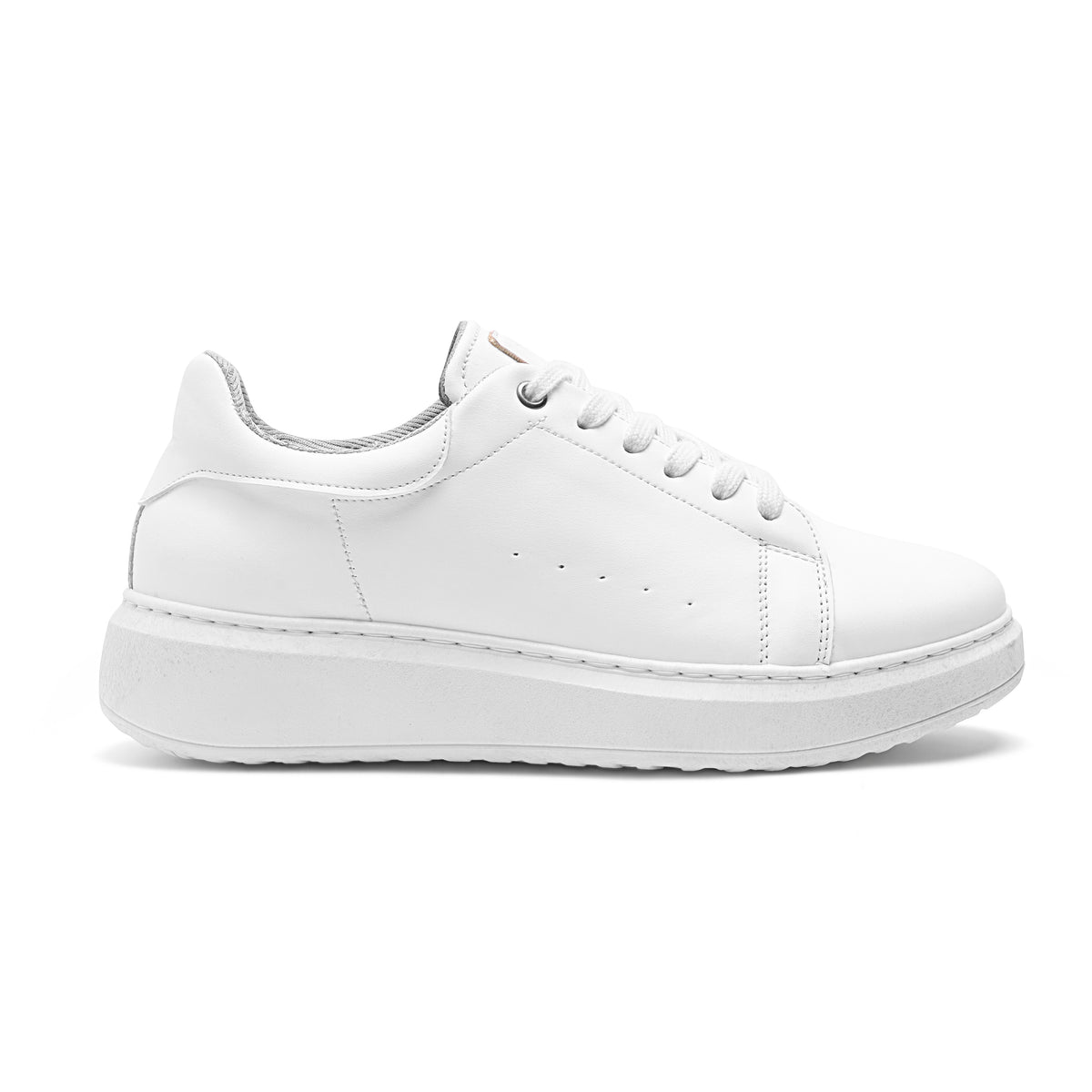 WHITE / 41